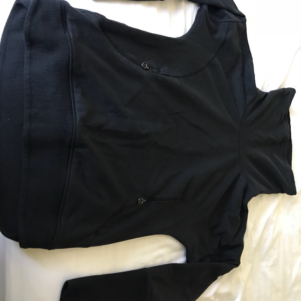 Lululemon rest day pullover black